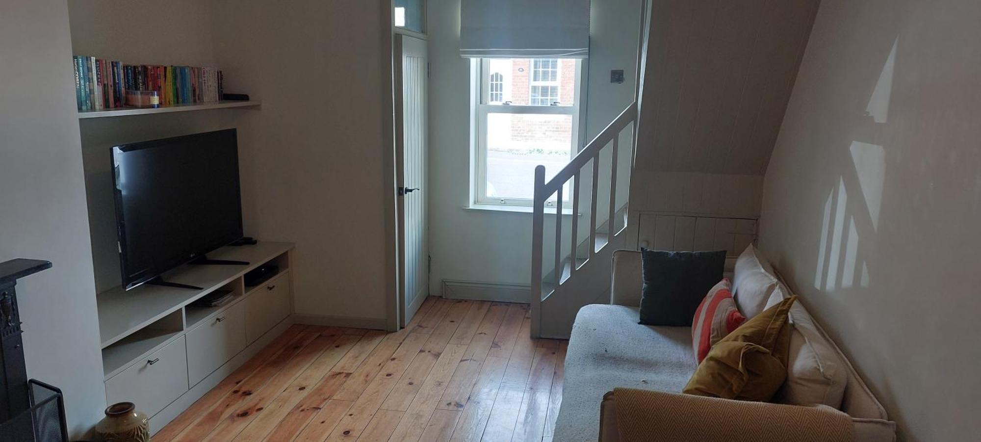 Apartment Cosy With Office - 10 Mins Stroll To Seafront *